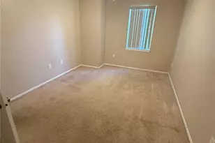 2668 Robert Trent Jones Dr, Orlando, FL 32835 - Photo 15