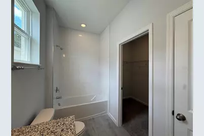 5075 Grand Teton Court, Deland, FL 32724 - Photo 11