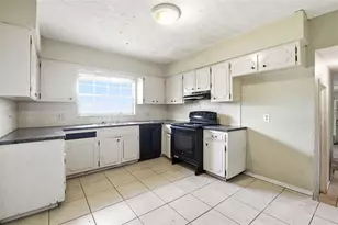 706 Westwood Cir, Brandon, FL 33511 - Photo 15
