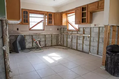 10126 E 4th Street E, Treasure Island, FL 33706 - Photo 17