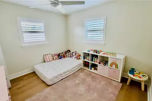 6073 Tanglewood Dr NE, Saint Petersburg, FL 33703 - Photo 29