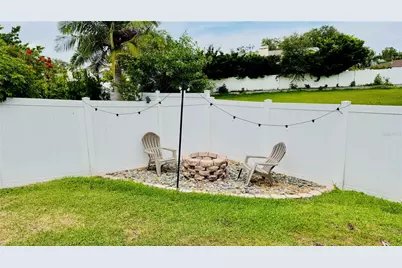 6073 Tanglewood Drive NE, Saint Petersburg, FL 33703 - Photo 33