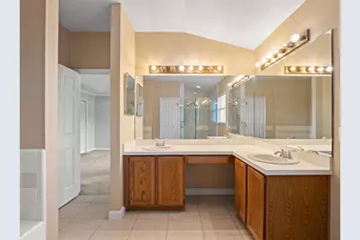 2394 Huntingdale Lane, Oviedo, FL 32765 - Photo 23