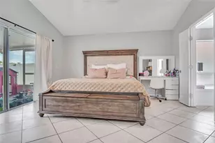 8335 Adele Rd, Lakeland, FL 33810 - Photo 13