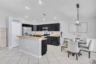 8335 Adele Rd, Lakeland, FL 33810 - Photo 7