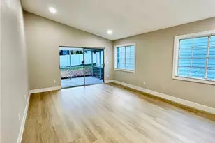 554 Portland Cir, Apopka, FL 32703 - Photo 7