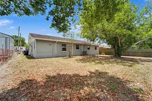 8308 Oleander Ln, Tampa, FL 33637 - Photo 15