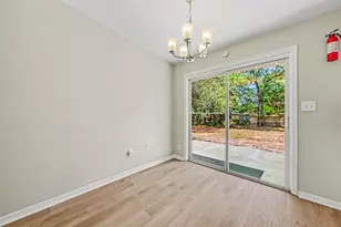 5909 Wolf Rd, Orlando, FL 32808 - Photo 9