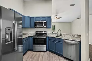 8187 Woodvine Cir, Lakeland, FL 33810 - Photo 5