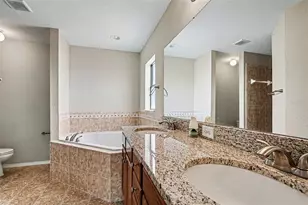 8187 Woodvine Cir, Lakeland, FL 33810 - Photo 13