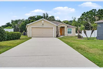 8187 Woodvine Circle, Lakeland, FL 33810 - Photo 1