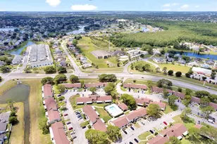 12 Pine Island Cir, Kissimmee, FL 34743 - Photo 21