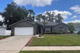 929 Lake Lindley Dr N, Deland, FL 32724 - Photo 1