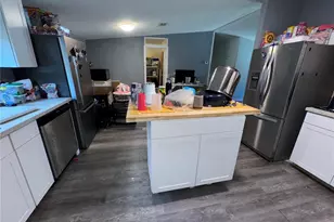 31601 Spruce Dr, Eustis, FL 32736 - Photo 15