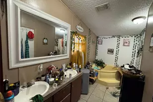 31601 Spruce Dr, Eustis, FL 32736 - Photo 19