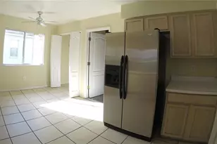 519 Sonoma Dr, Valrico, FL 33594 - Photo 5