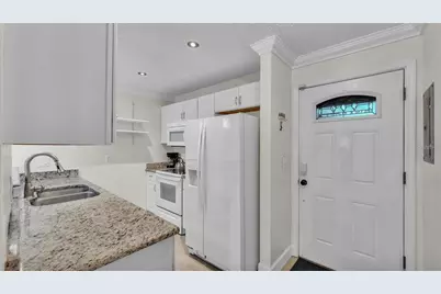 900 Avenue Z SE #A3, Winter Haven, FL 33880 - Photo 5
