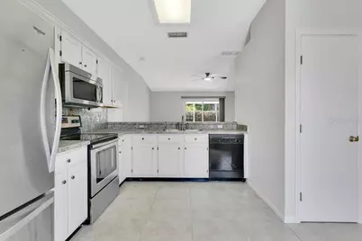1181 Jessamine Lake Court, Orlando, FL 32839 - Photo 11