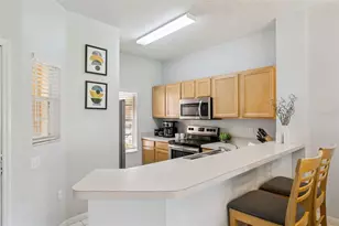 8498 Crystal Cove Loop, Kissimmee, FL 34747 - Photo 5