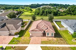 480 Bellissimo Pl, Howey in the Hills, FL 34737 - Photo 3