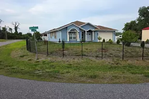 102 Bayamo Dr, North Port, FL 34287 - Photo 1