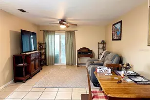 712 E Arizona Ave, Deland, FL 32724 - Photo 3