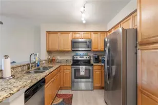 14013 Fairway Island Dr, Orlando, FL 32837 - Photo 5