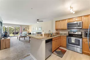 14013 Fairway Island Dr, Orlando, FL 32837 - Photo 7