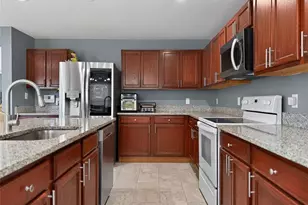7821 Falabella Ct, Orlando, FL 32818 - Photo 13