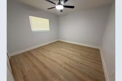 131 W Atwater Avenue, Eustis, FL 32726 - Photo 11