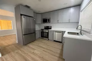 131 W Atwater Ave, Eustis, FL 32726 - Photo 3
