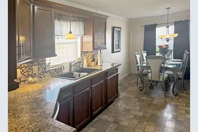 1018 Clovercrest Road, Orlando, FL 32811 - Photo 5