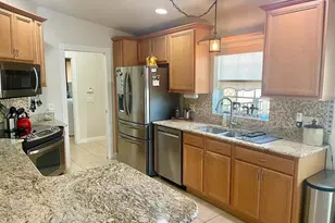 11830 Iselle Dr, Orlando, FL 32827 - Photo 9