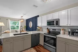 180 Constitution Way, Winter Springs, FL 32708 - Photo 9