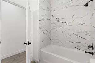 2451 W 18th St, Sanford, FL 32771 - Photo 15