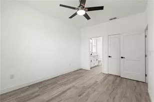 2451 W 18th St, Sanford, FL 32771 - Photo 9