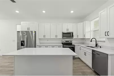 2451 W 18th Street, Sanford, FL 32771 - Photo 5