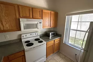 8474 Crystal Cove Loop, Kissimmee, FL 34747 - Photo 9