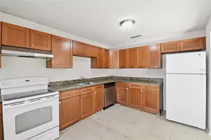 8412 Renald Blvd, Tampa, FL 33637 - Photo 19