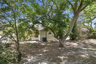 8412 Renald Blvd, Tampa, FL 33637 - Photo 49