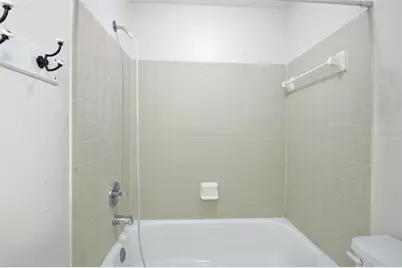 8412 Renald Boulevard, Tampa, FL 33637 - Photo 43