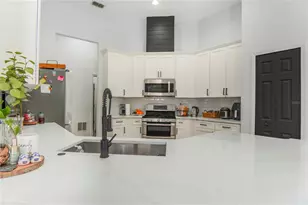 2884 Majestic Isle Dr, Clermont, FL 34711 - Photo 17