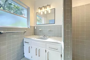1510 Belmont Dr, Orlando, FL 32806 - Photo 41