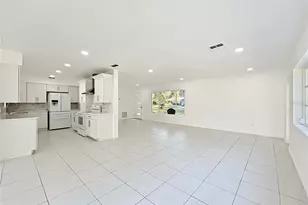 1510 Belmont Dr, Orlando, FL 32806 - Photo 17
