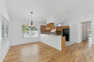 11 Lisbon St, Saint Augustine, FL 32080 - Photo 11