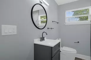 4521 Edgewater Dr, Orlando, FL 32804 - Photo 11
