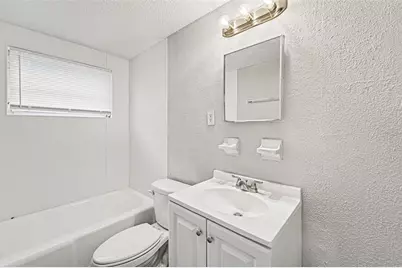 10112 N Lantana Avenue, Tampa, FL 33612 - Photo 13