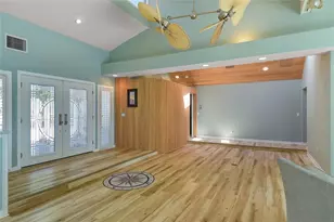 1215 Commodore Dr, New Smyrna Beach, FL 32168 - Photo 13