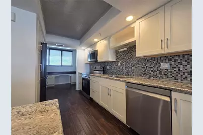 530 E Central Boulevard #604, Orlando, FL 32801 - Photo 9