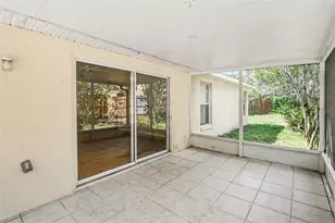 1040 Pineview Ct, Apopka, FL 32712 - Photo 11